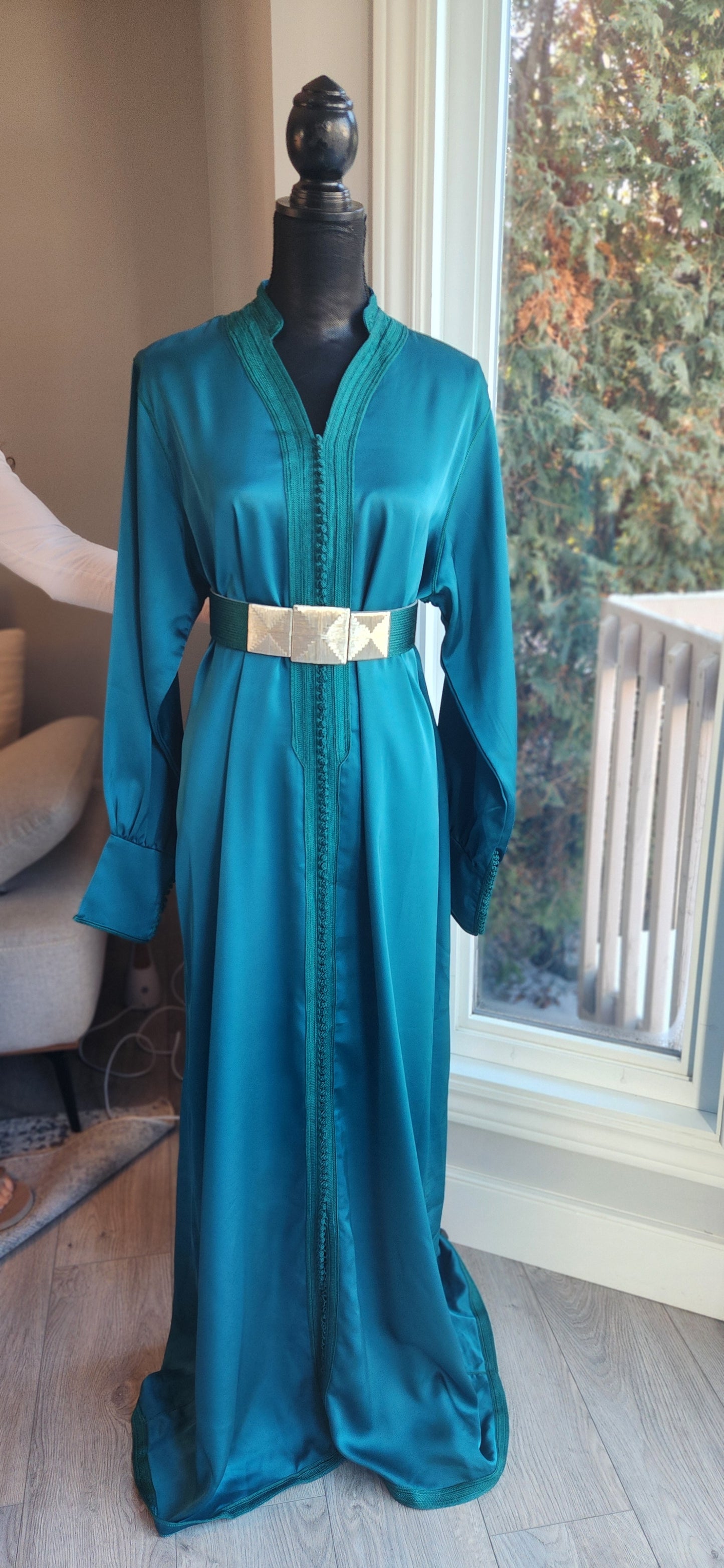 Turquoise Satin Moroccan Caftan – Effortless Elegance