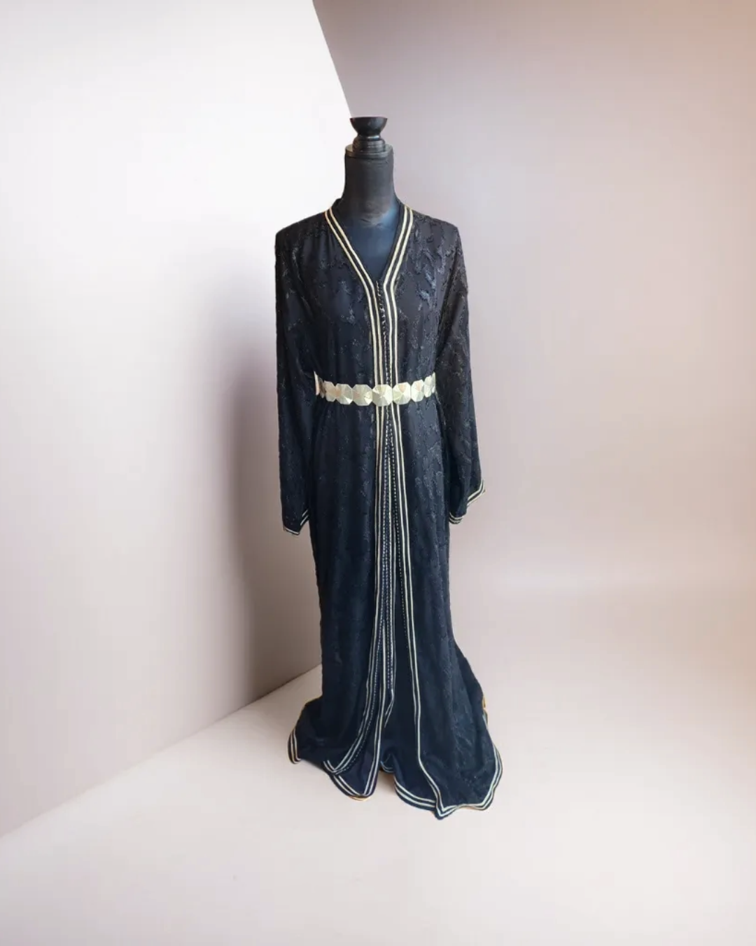 Black Moroccan Caftan – Timeless Elegance & Grace